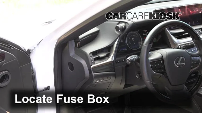 2020 Lexus ES300h Ultra Luxury 2.5L 4 Cyl. Fuse (Interior) Replace